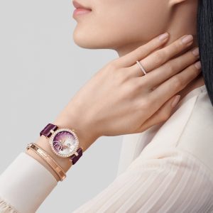 Lắc Tay Van Cleef & Arpels Perlée Signature Medium Vàng Hồng Chế Tác (5)