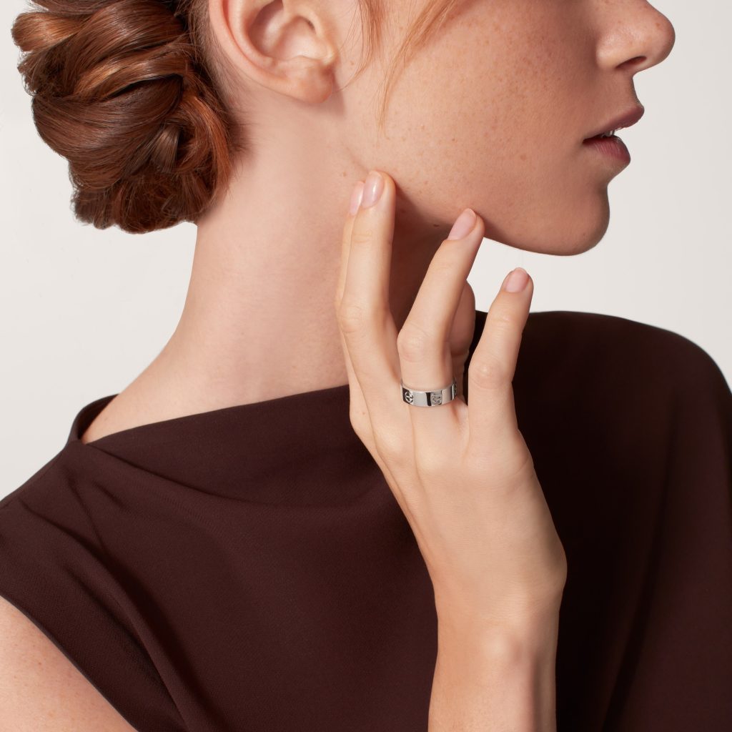 Nhẫn Cartier Love Chế Tác Bạch Kim PT950 Hong Kong Bản Lớn 5 (6)