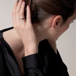 Nhẫn Cartier Love Chế Tác Hong Kong Vàng Hồng 18K Bản Trơn 3 (1)