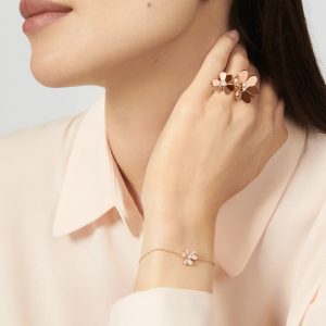 Vòng Tay Van Cleef & Arpels Frivole Mini Vàng Hồng 18K Chế Tác 17 (4)