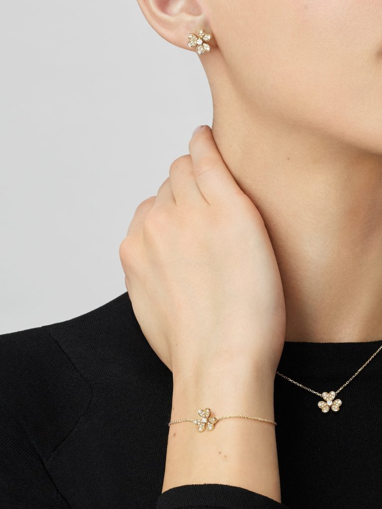 Bông Tai Van Cleef & Arpels Frivole Mini Model Vàng Vàng 18K Kim Cương