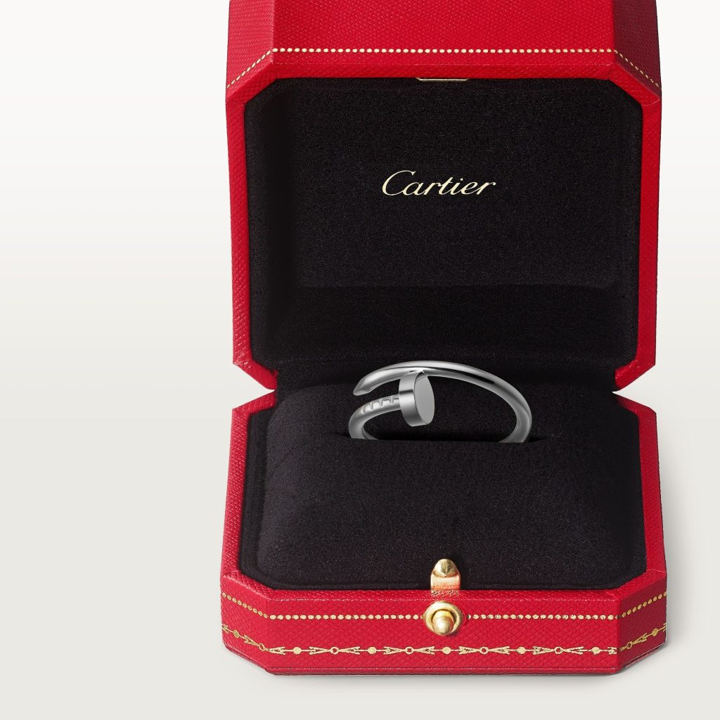 Nhẫn Cartier Juste Un Clou Small Model Chế Tác