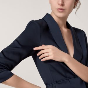 Nhẫn Cartier Love 3 Diamonds Vàng Hồng Đính Kim Cương (1)