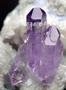 Thạch Anh Tím Amethyst và Những Điều Kỳ Diệu (1)