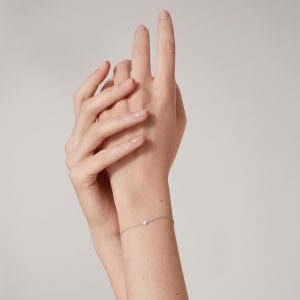 Vòng Tay Cartier D'Amour XS Mini Vàng Trắng Đính 1 Viên Kim Cương Tự Nhiên (2)