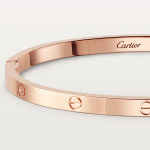 Vòng Tay Cartier Love Small Model Chế Tác Vàng Hồng 18K Rộng 3.65mm