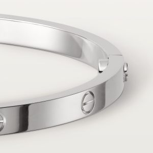 Vòng Tay Cartier Love Small Model Chế Tác Vàng Trắng 18K R (1)