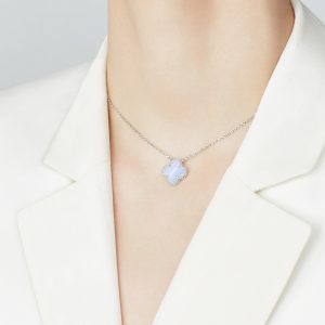 Vòng Cổ Van Cleef & Arpels Alhambra Vàng Trắng Mạ Rhodium Đá Mã Não 19cm