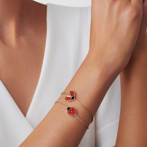 Vòng Tay Van Cleef & Arpels Lucky Spring Bọ Rùa Cánh Mở Vàng Hồng 18K