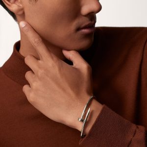 Vòng Tay Cartier Juste Un Clou Chế Tác Vàng Trắng 18K Vòng Đinh 3 (10)