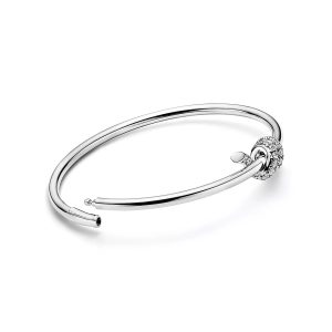 Lắc Tay Tiffany & CO Knot Wire Bangle Chế Tác Vàng Trắng 18K Kim Cương Tự Nhiên (1)