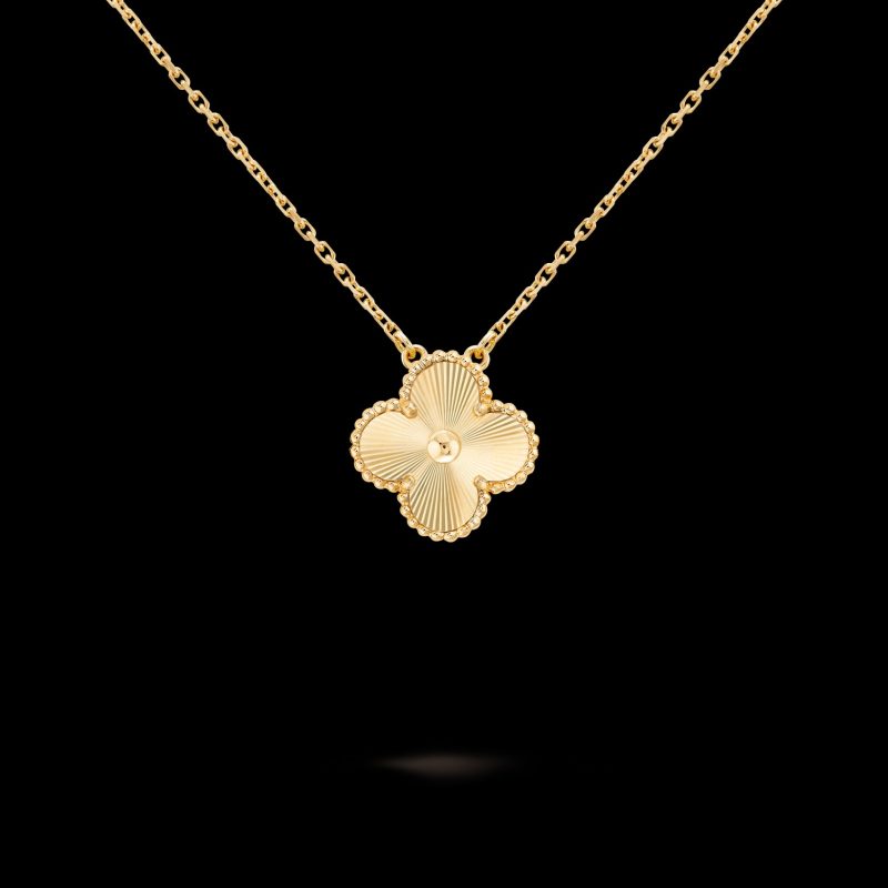Dây Chuyền Van Cleef & Apels Alhambra Chế Tác Hong Kong Vàng 18K 15mm Dài 42cm (1)