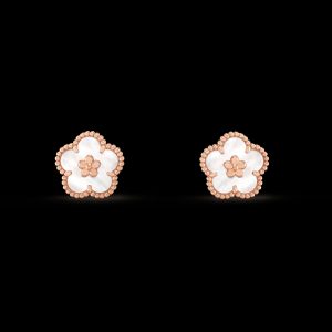Hoa Tai Van Cleef & Apels Lucky Spring Plum Blossom Chế Tác Đá Xà Cừ Vàng 18K HK 17,5cm (1)