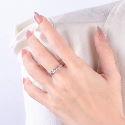 NHẪN KIM CƯƠNG TỰ NHIÊN – KHI ÁNH SÁNG LÊN TIẾNG CHO VẺ ĐẸP ĐÍCH THỰC (1)