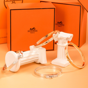 Trang Sức Hermes Chế Tác
